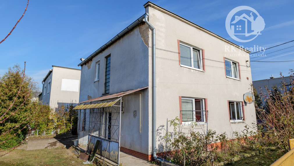 Na predaj dvojpodlažný 5-izbový rodinný dom v Turni n/B