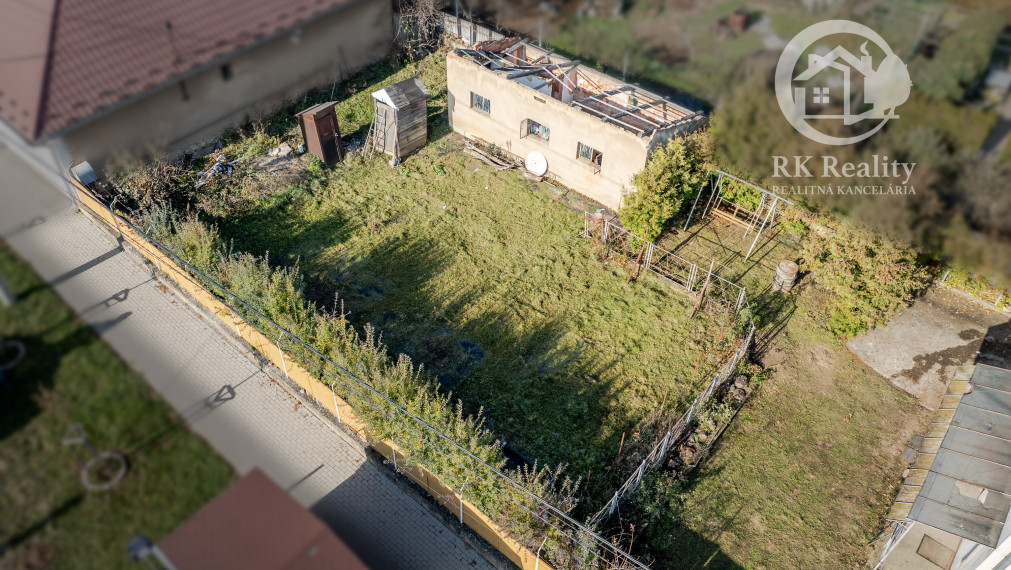 Na predaj dvojpodlažný 5-izbový rodinný dom v Turni n/B