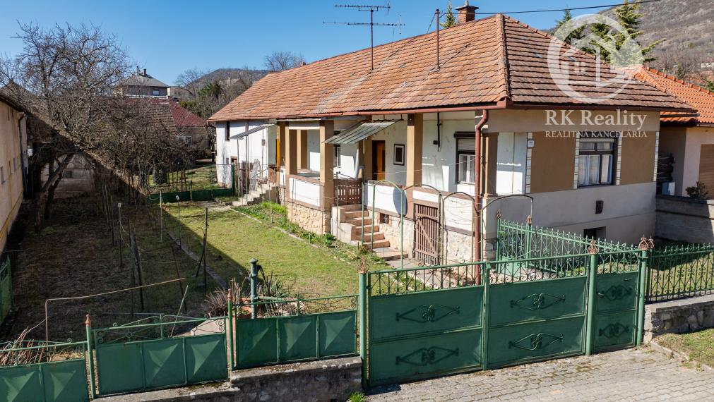 REZERVOVANÝ - Rodinný dom v obci Jablonov nad Turňou