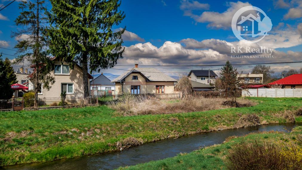 Na predaj rodinný dom s pozemkom v tichej lokalite | Budulov