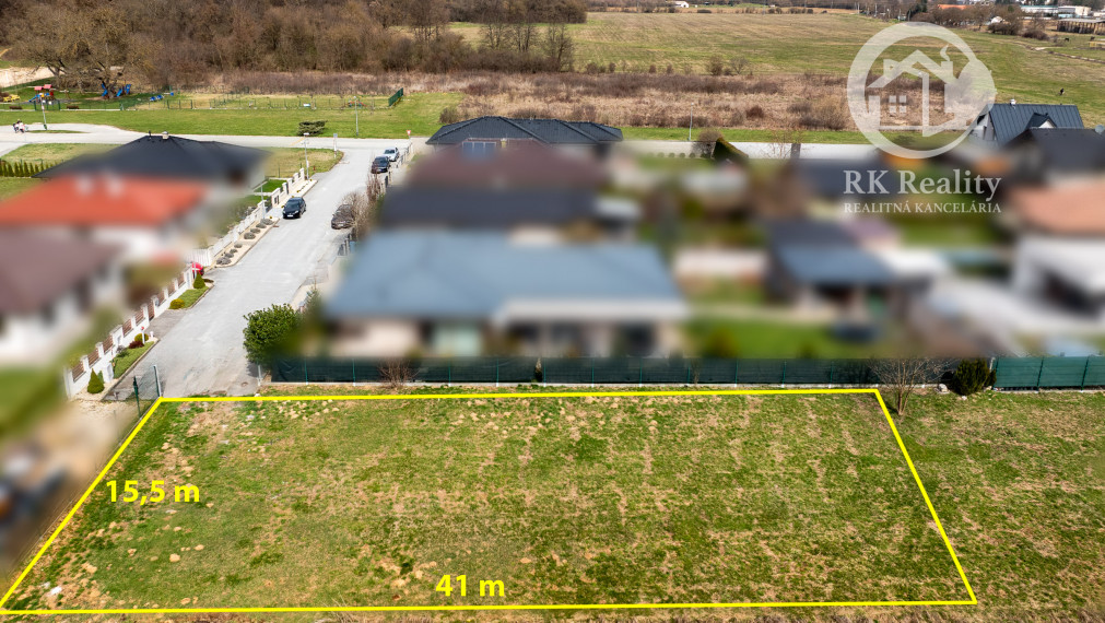 Na predaj krásny slnečný pozemok v TOP lokalite Moldavy n/B