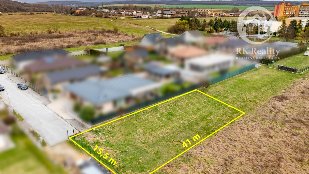 Na predaj krásny slnečný pozemok v TOP lokalite Moldavy n/B