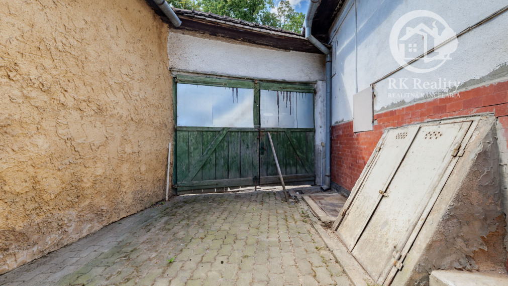 Na predaj budova na podnikanie v centre Moldavy