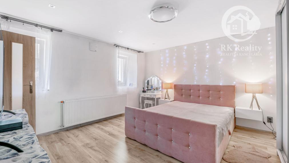 Na predaj útulný kamenný dom s garážou a záhradou |Turňa n/B