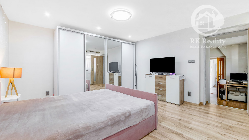 Na predaj útulný kamenný dom s garážou a záhradou |Turňa n/B