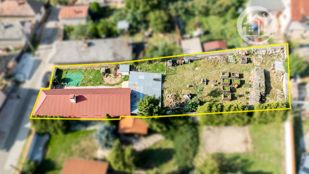 Na predaj útulný kamenný dom s garážou a záhradou |Turňa n/B