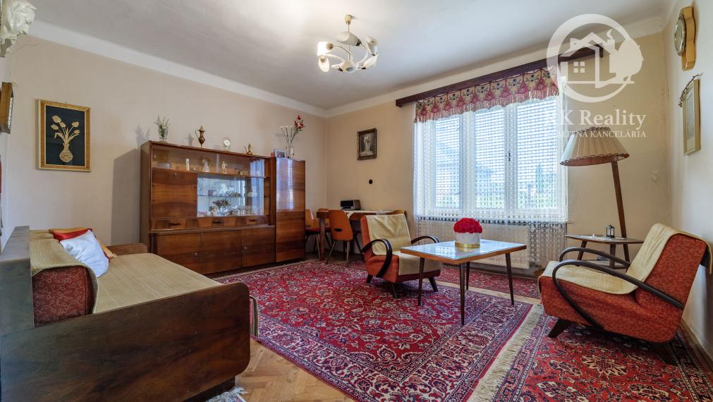 Na predaj 3-izb. rodinný dom, garáž a 30a pozemok | Moldava