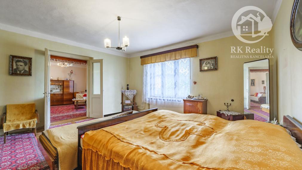 Na predaj 3-izb. rodinný dom, garáž a 30a pozemok | Moldava