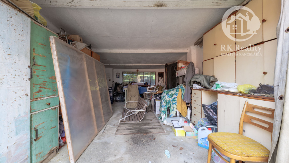 Na predaj 3-izb. rodinný dom, garáž a 30a pozemok | Moldava