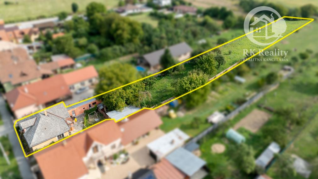 Na predaj 3-izb. rodinný dom, garáž a 30a pozemok | Moldava