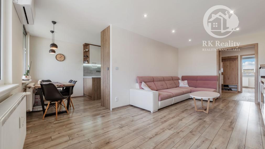 REZERVOVANÝ | 3-izbový byt po rekonštrukcii | Moldava n/B