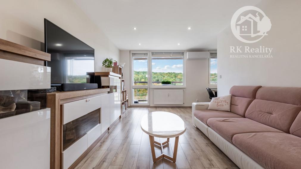 REZERVOVANÝ | 3-izbový byt po rekonštrukcii | Moldava n/B