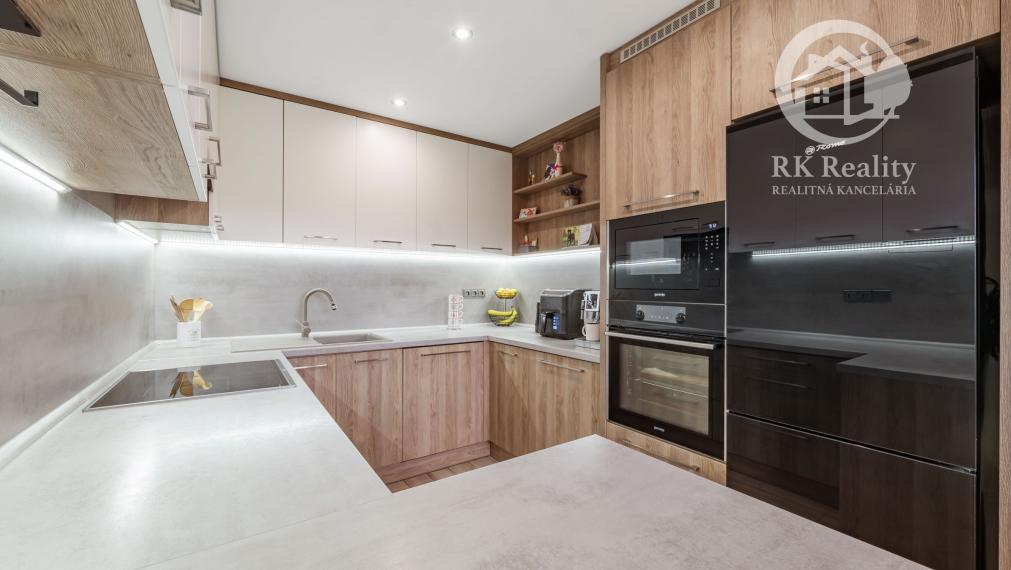 REZERVOVANÝ | 3-izbový byt po rekonštrukcii | Moldava n/B