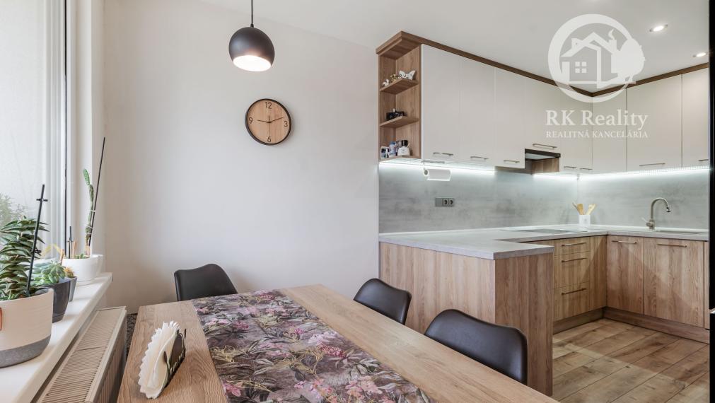 REZERVOVANÝ | 3-izbový byt po rekonštrukcii | Moldava n/B