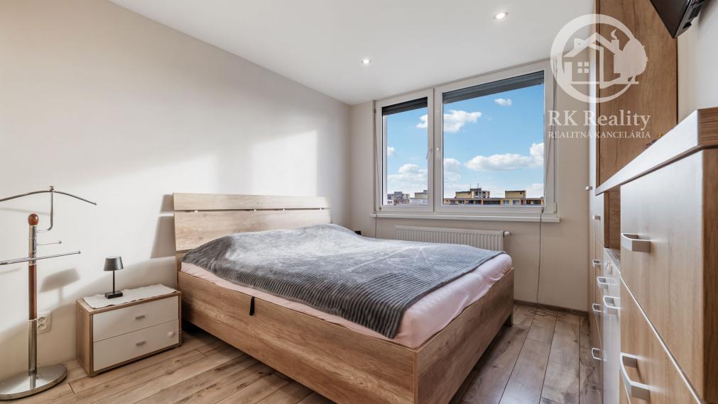 REZERVOVANÝ | 3-izbový byt po rekonštrukcii | Moldava n/B