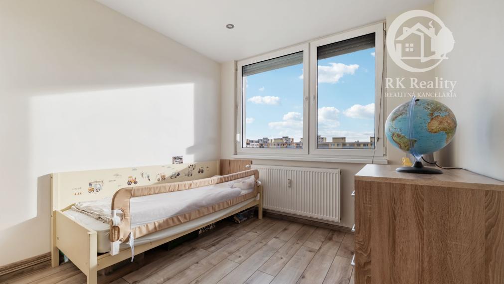 REZERVOVANÝ | 3-izbový byt po rekonštrukcii | Moldava n/B