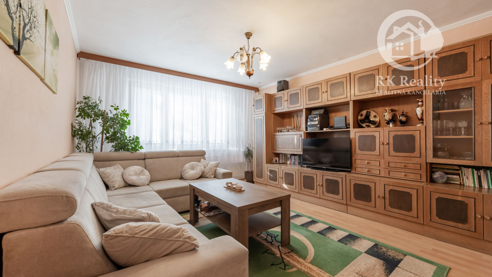 REZERVOVANÝ | 3 izbový byt s loggiou | Moldava and Bodvou