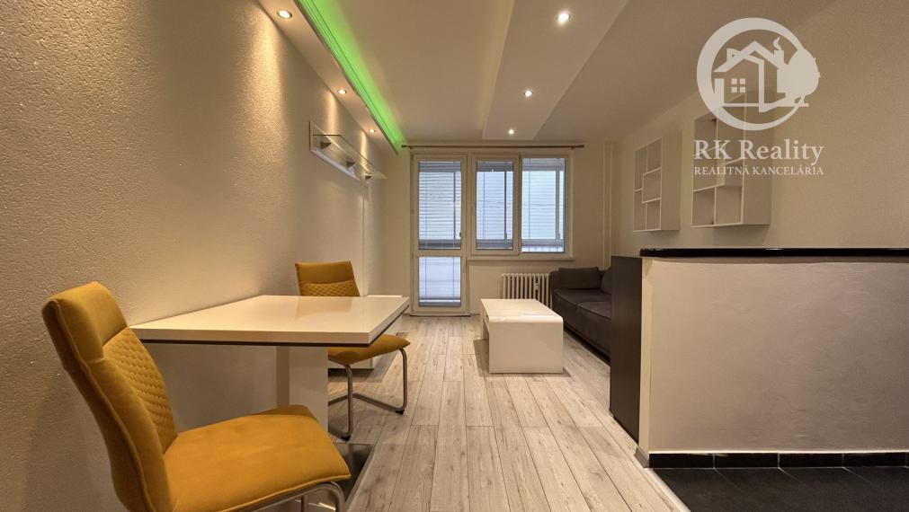 REZERVOVANÝ | Na prenájom 1,5 izbový byt | Moldava n/B