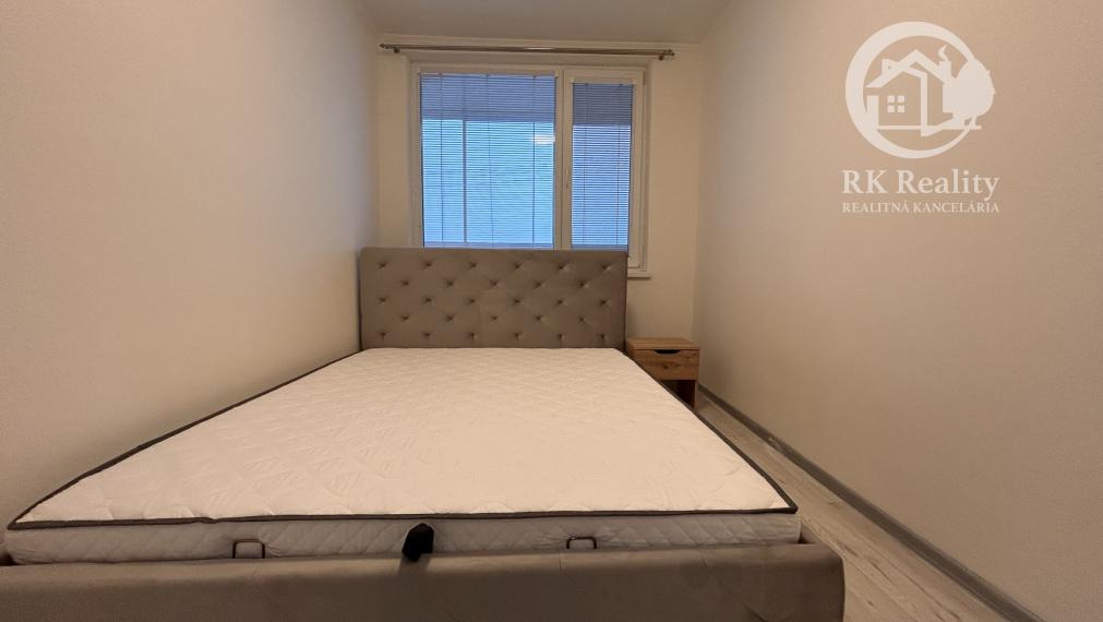 REZERVOVANÝ | Na prenájom 1,5 izbový byt | Moldava n/B