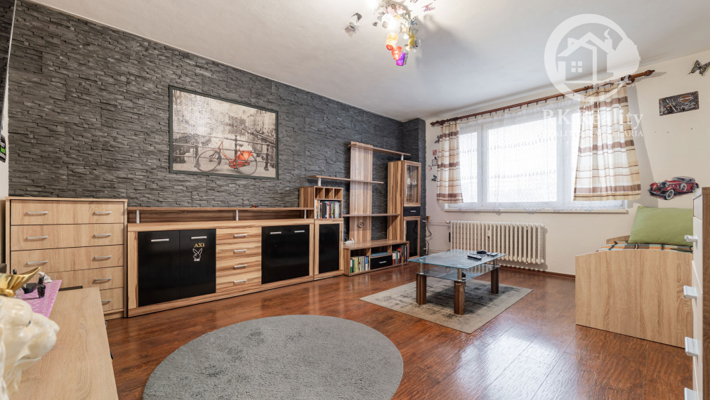 Na predaj zrekonštruovaný 3,5-izbový byt | Moldava n/Bodvou