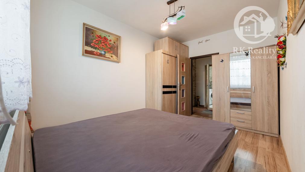 Na predaj zrekonštruovaný 3,5-izbový byt | Moldava n/Bodvou