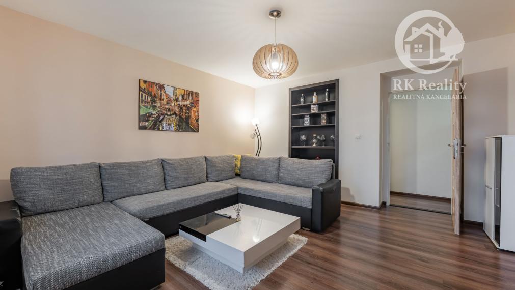 Na predaj kompletne zariadený 2-izbový byt | Moldava n/B