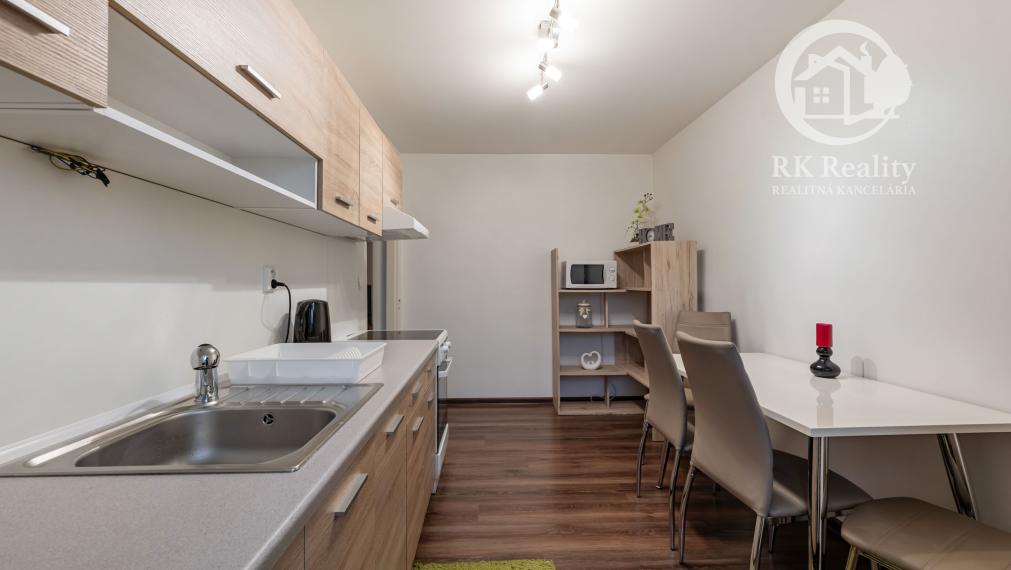 Na predaj kompletne zariadený 2-izbový byt | Moldava n/B