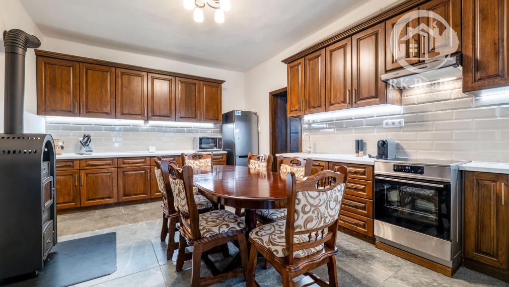 Kompletne zrekonštruovaný dom na pozemku 2000m2 | Komjáti