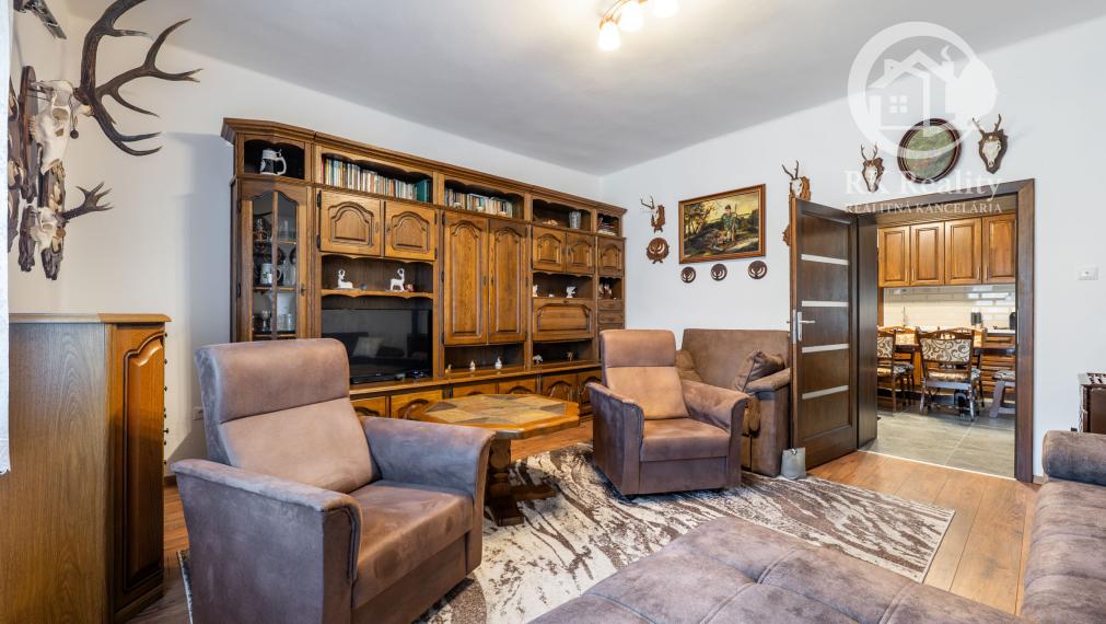 Kompletne zrekonštruovaný dom na pozemku 2000m2 | Komjáti