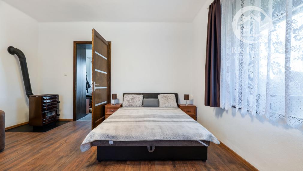 Kompletne zrekonštruovaný dom na pozemku 2000m2 | Komjáti