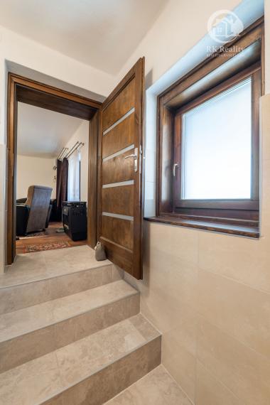 Kompletne zrekonštruovaný dom na pozemku 2000m2 | Komjáti