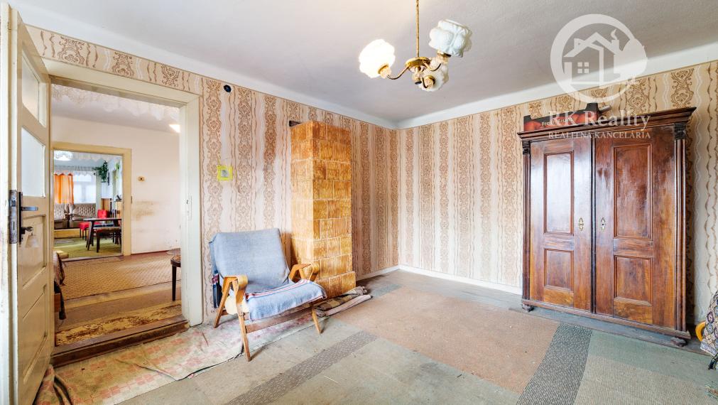 Rodinný dom s veľkým pozemkom v pokojnej lokalite | Chorváty