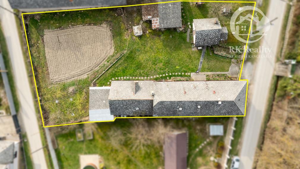 Rodinný dom s veľkým pozemkom v pokojnej lokalite | Chorváty