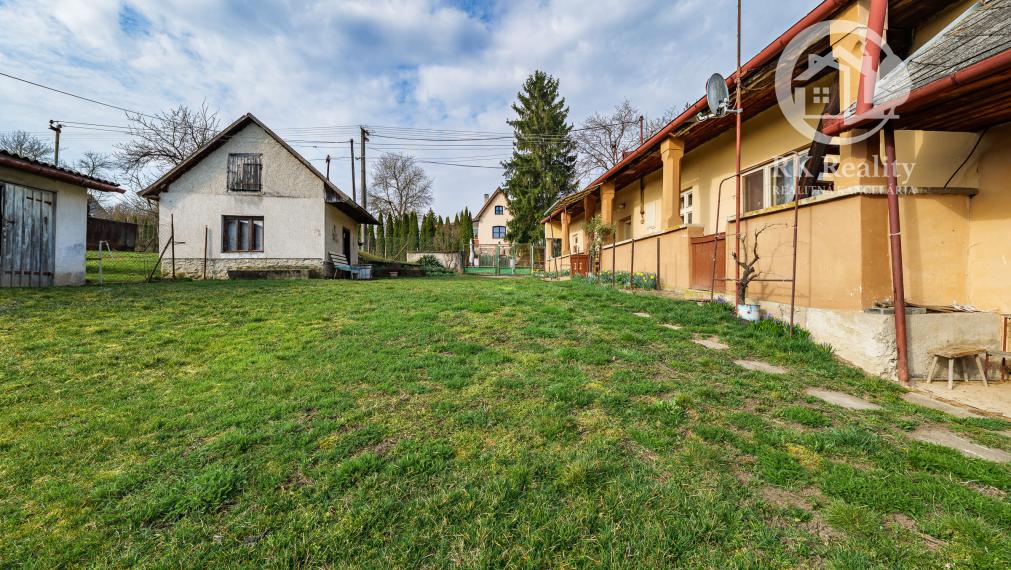 Rodinný dom s veľkým pozemkom v pokojnej lokalite | Chorváty