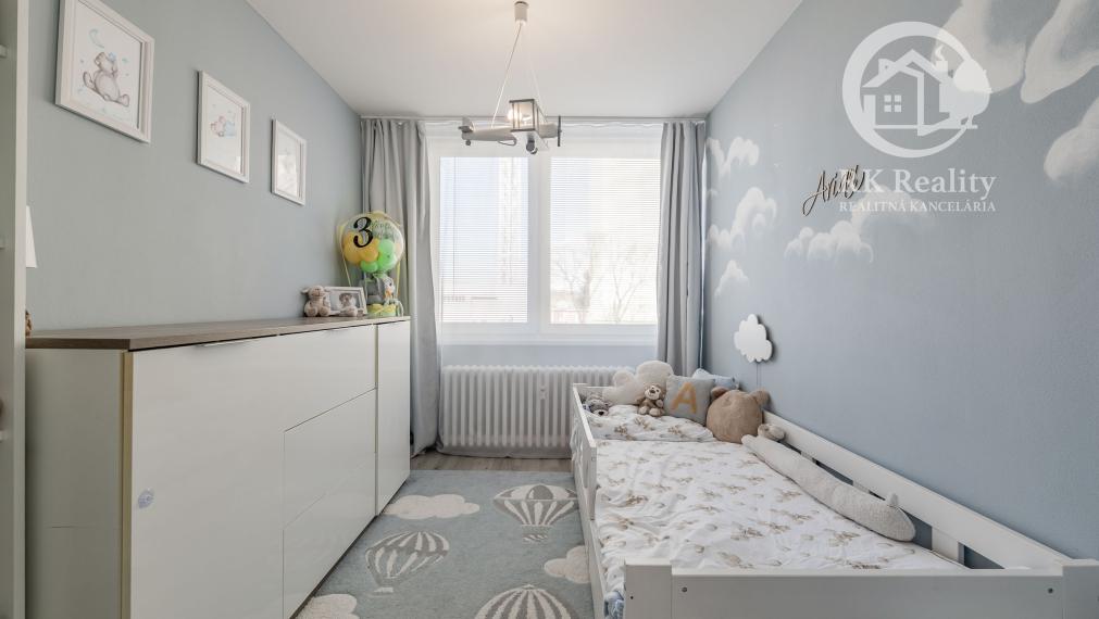 Na predaj 3-izbový byt 71 m2 so zariadením | Moldava n/B