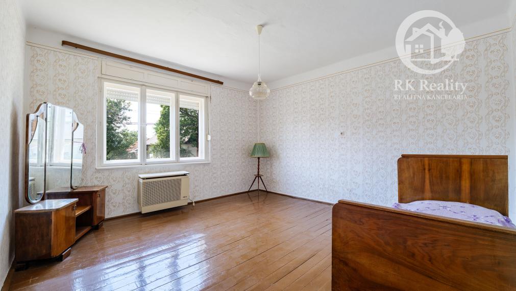 Tehlový rodinný dom s pozemkom 3000 m2 | Hidvégardó