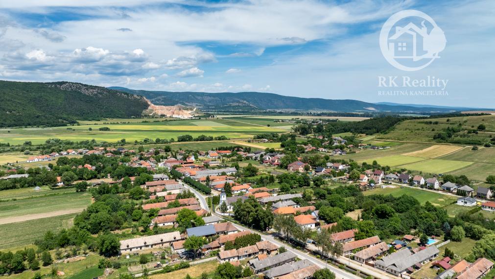 Tehlový rodinný dom s pozemkom 3000 m2 | Hidvégardó