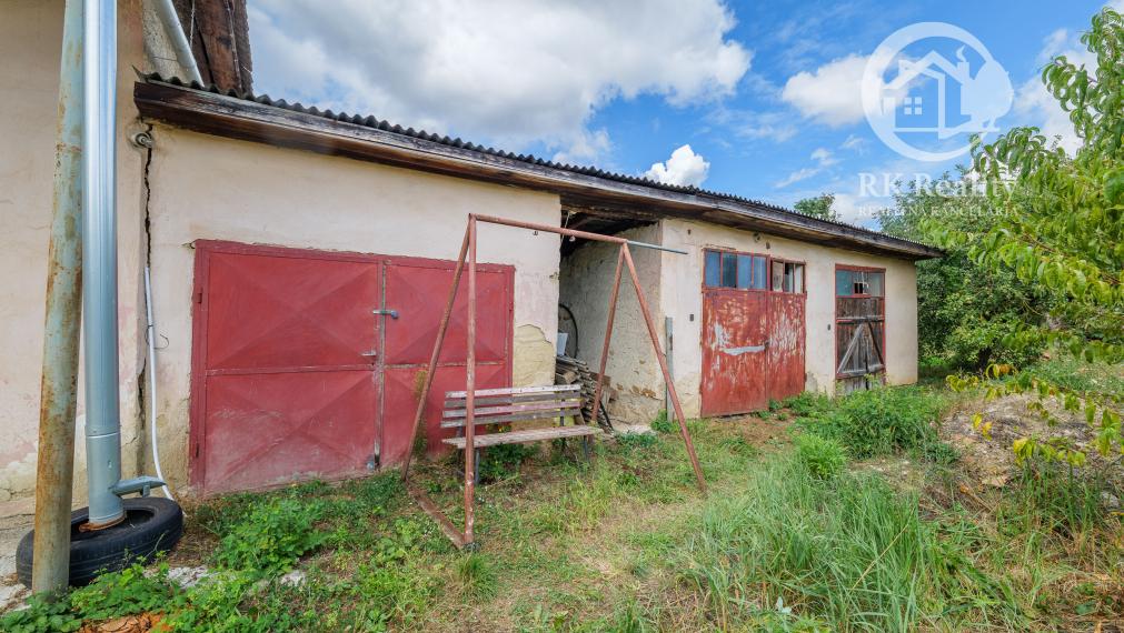 Dom po rozsiahlej rekonštrukcii na pozemku 1553 m2 | Janík