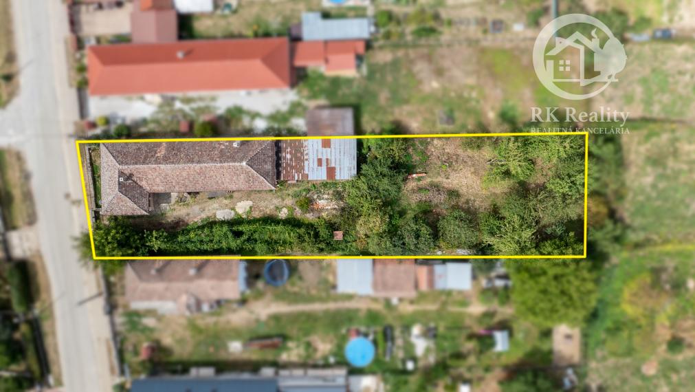 Dom po rozsiahlej rekonštrukcii na pozemku 1553 m2 | Janík