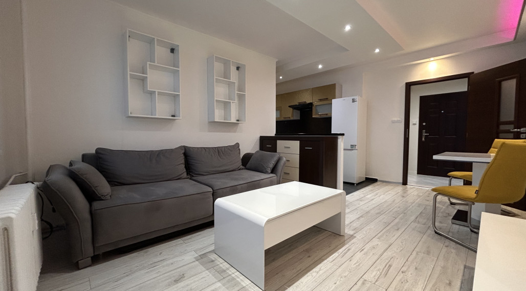 REZERVOVANÝ | Na prenájom 1,5 izbový byt | Moldava n/B