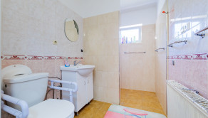 Priestranný 4-izbový dom s pozemkom 1652 m2 | Turňa n/B - fotografia 16