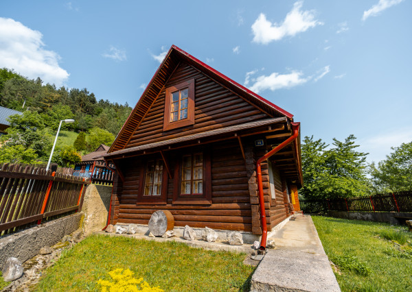 Jedinečná chalupa s výnimočnou polohou v Hačave