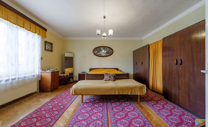 Na predaj 3-izb. rodinný dom, garáž a 30a pozemok | Moldava - fotografia 8