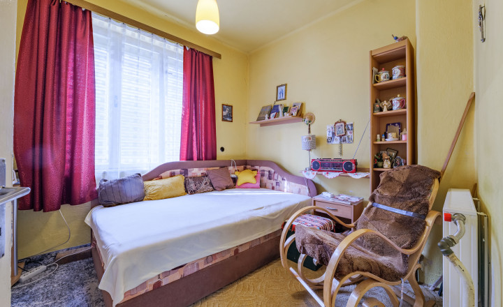 Na predaj 3-izb. rodinný dom, garáž a 30a pozemok | Moldava - fotografia 10