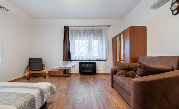 Kompletne zrekonštruovaný dom na pozemku 2000m2 | Komjáti - fotografia 13