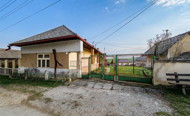 Rodinný dom s veľkým pozemkom v pokojnej lokalite | Chorváty - fotografia 16