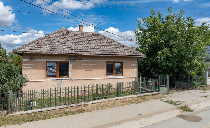 Dom čakajúci na dokončenie | Janík